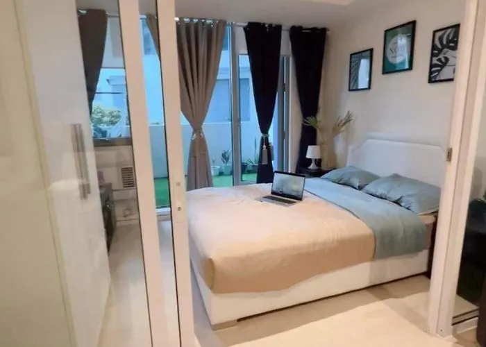 Guest house Azure Near Ninoy Aquino International Airport